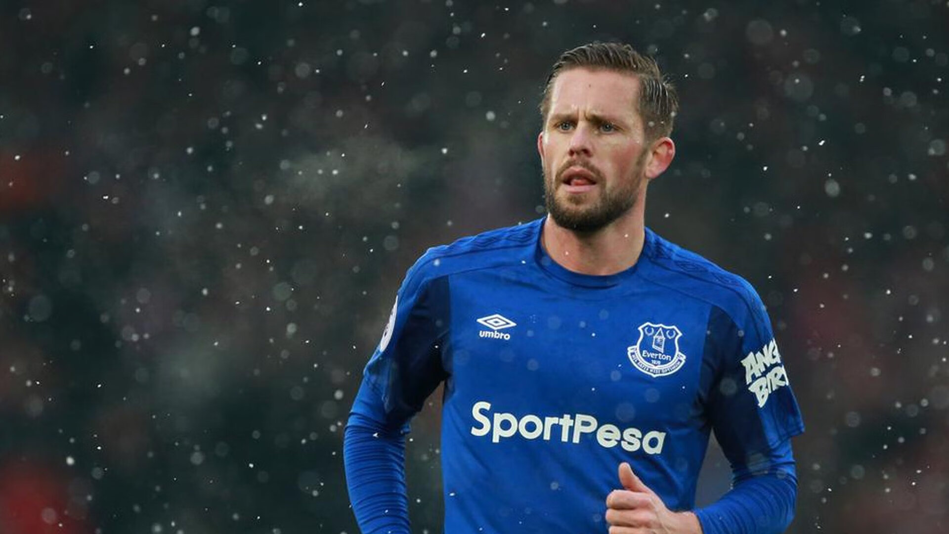 五大联赛是否因对手风格变化主动调整中场厚度，五大联赛分析